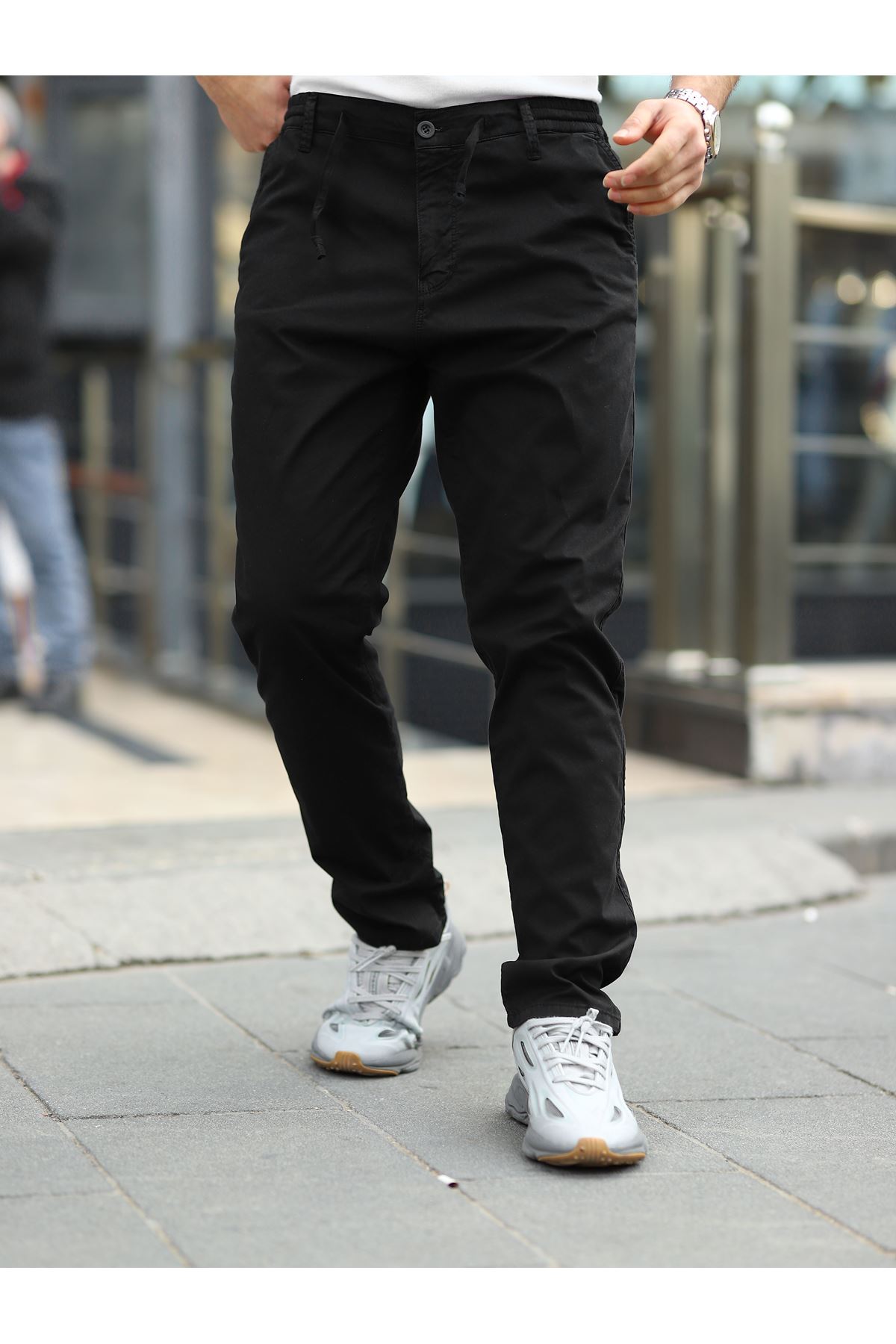  Erkek Siyah Beli Lastikli Rahat Jogger Pantolon