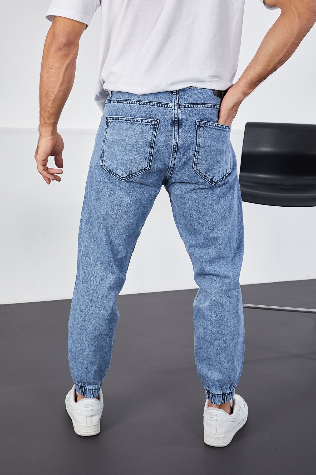  Erkek Buz mavisi Baggy Fit Parçalı Diz Ve Paçası Lastikli Pantolon